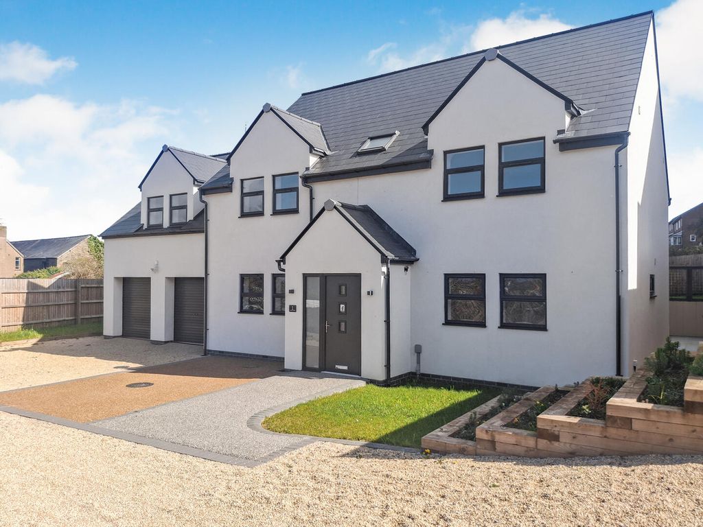 Property photo 1 of 26 Front (Exterior)