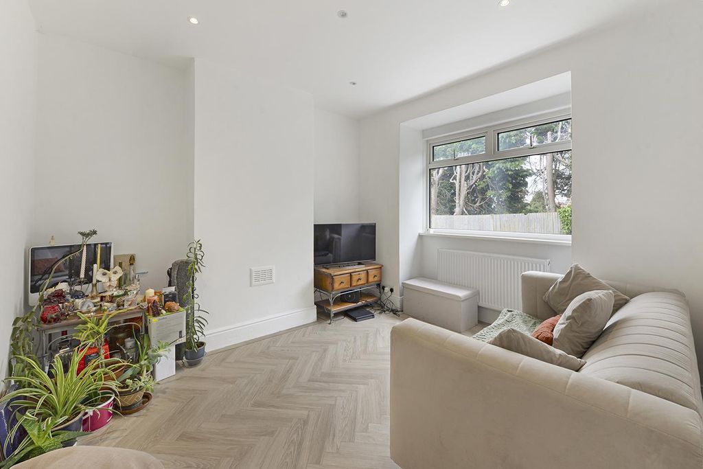 Property photo 2 of 15 2