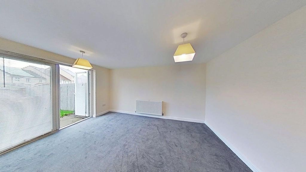 Property photo 3 of 19 Photo 3