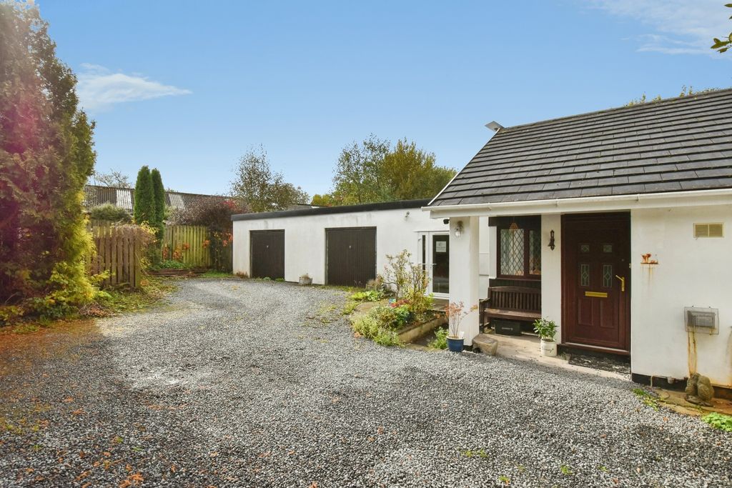 Property photo 3 of 27 Pbox-Img.Jpg