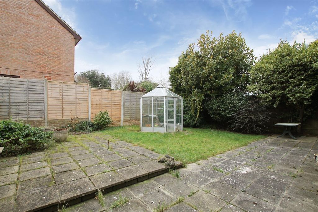 Property photo 1 of 16 Xlrelwy5Iekmej09Rwwykq.Jpg