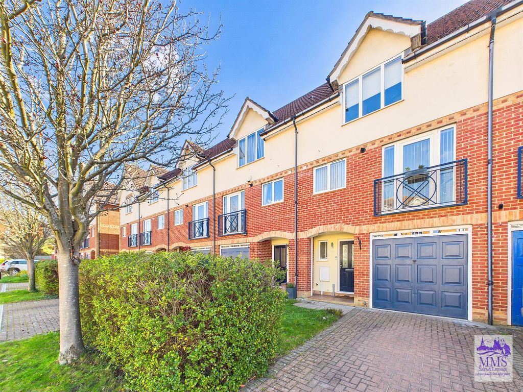 Property photo 1 of 30 Cam04098G0-Pr0187-Still038.Jpg