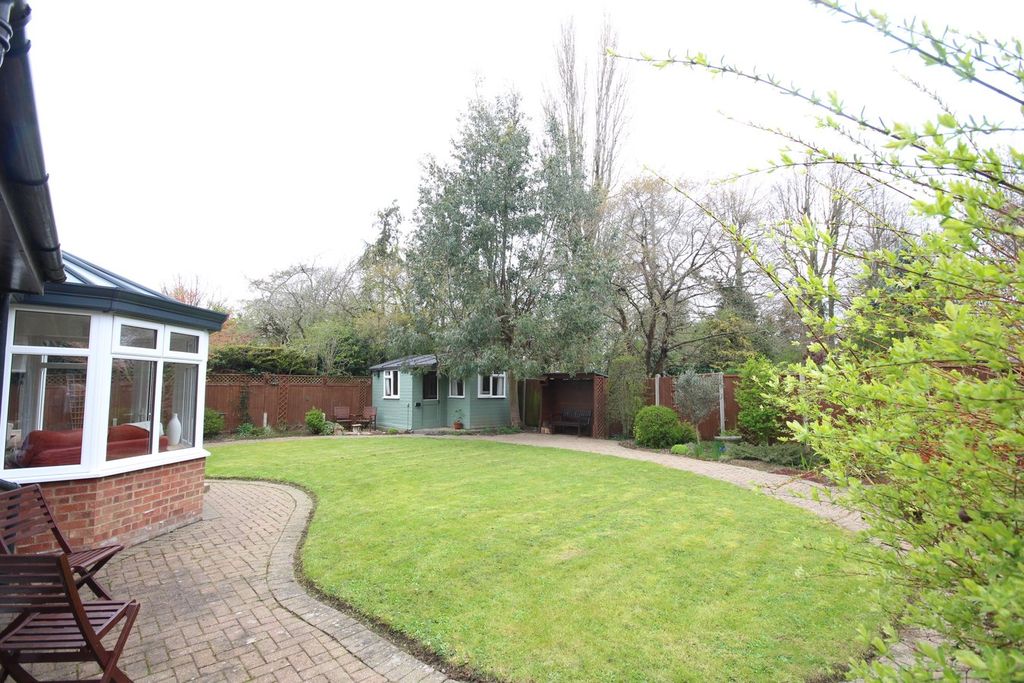 Additional image 27 of 4 bed detached house for saleFouracres, Letchworth Garden City SG6