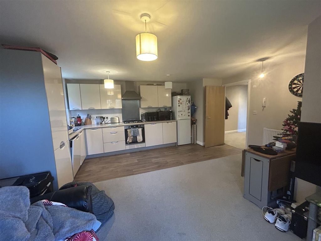 Property photo 2 of 9 Image00008.Jpeg