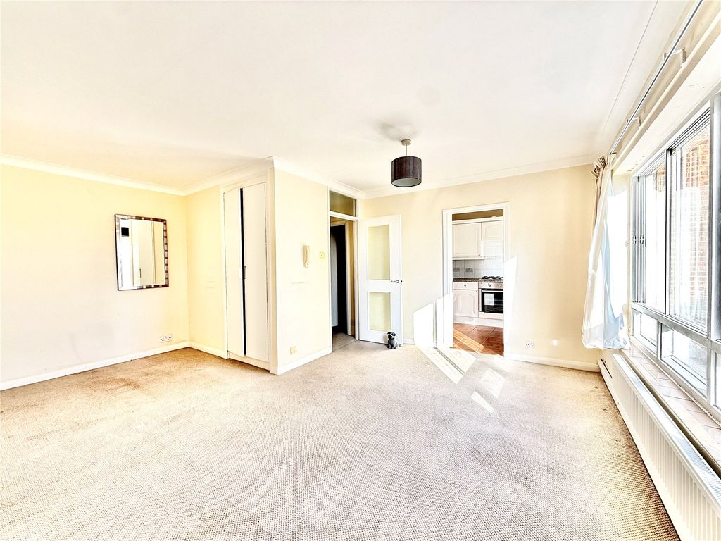 Property photo 1 of 7 Picture No. 05