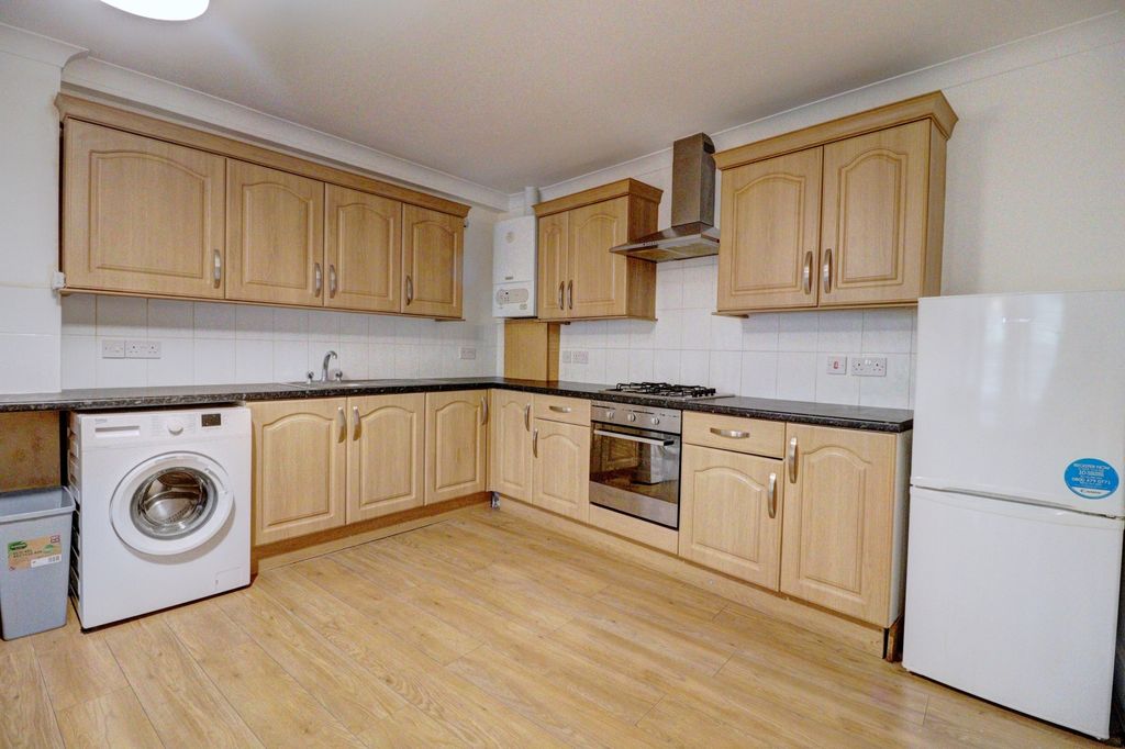 Property photo 2 of 10 Picture No. 07