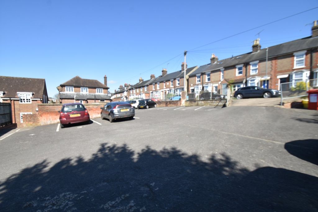 Property photo 3 of 17 Car Parking