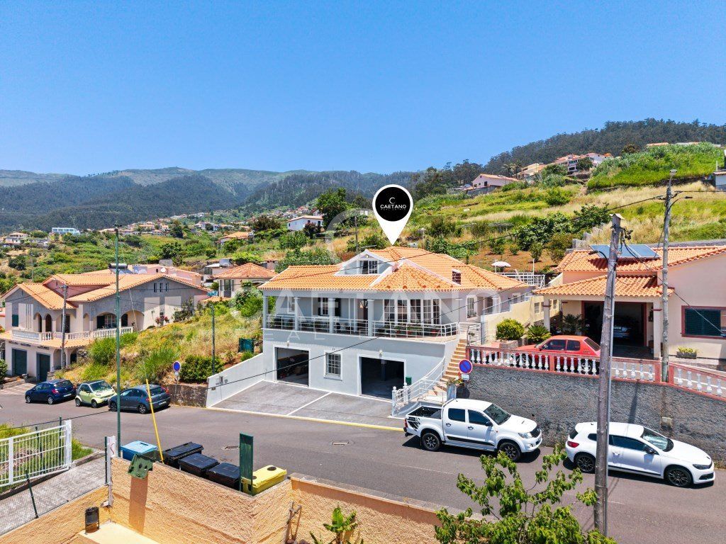 Property photo 1 of 52 Family House With Unobstructed Ocean Views | Calheta