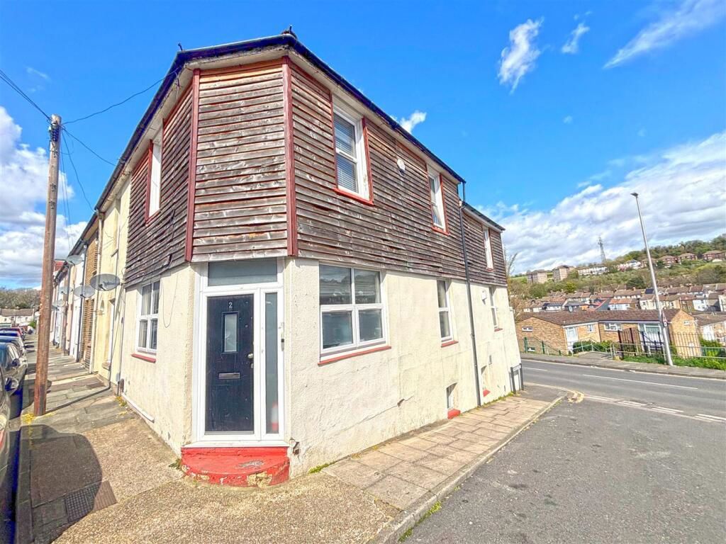 Property photo 1 of 6