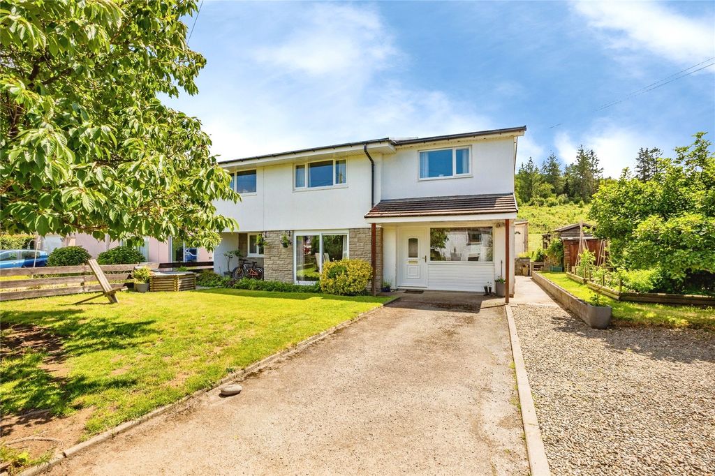 Property photo 2 of 43 Picture No. 30