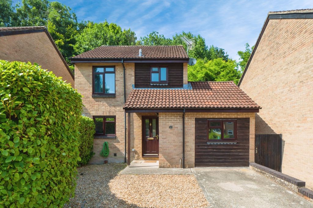 Property photo 1 of 14 Front View