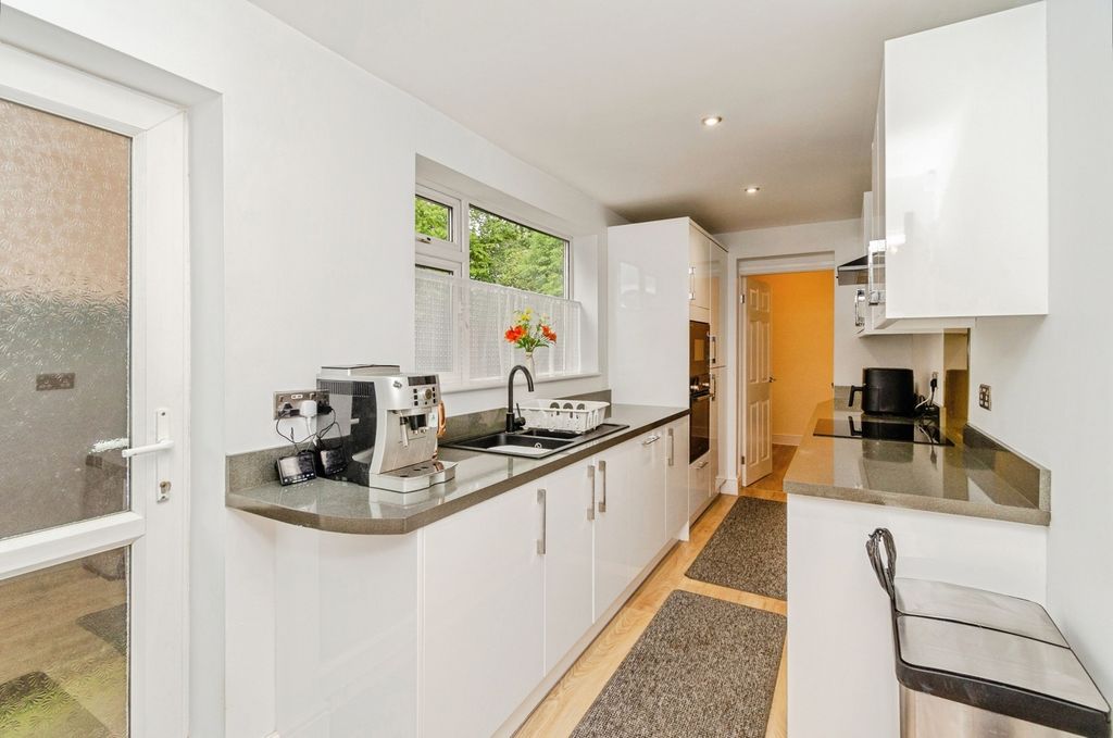 Property photo 3 of 20 Photo