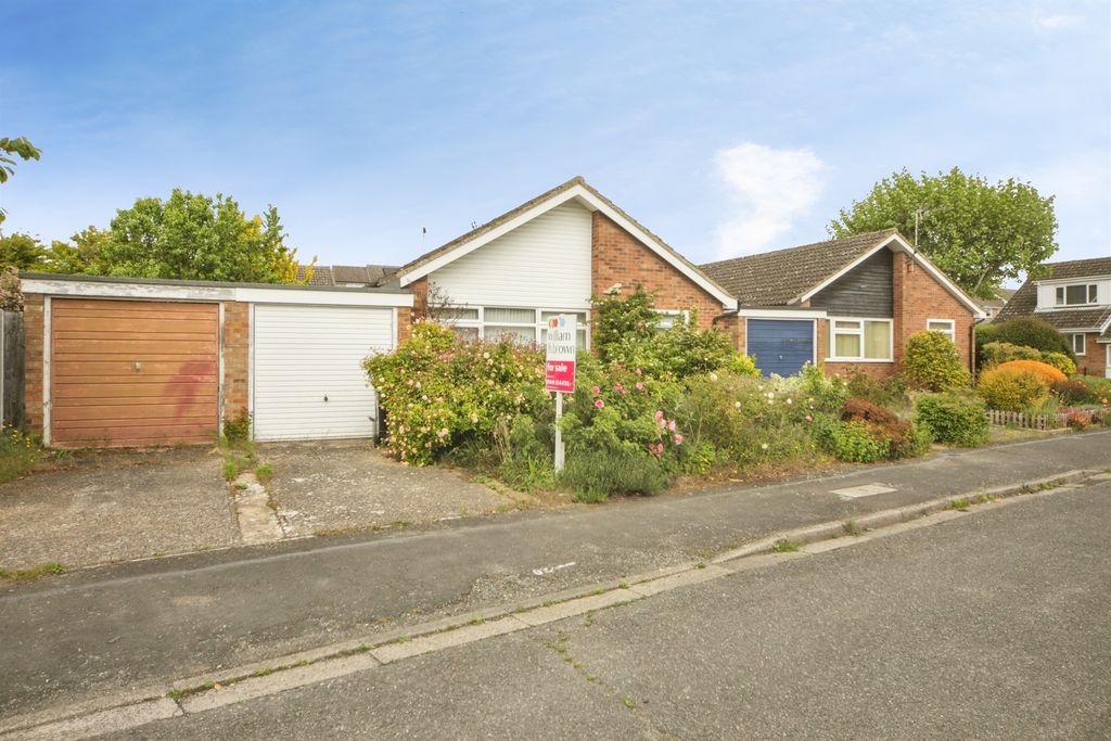 Property photo 1 of 18