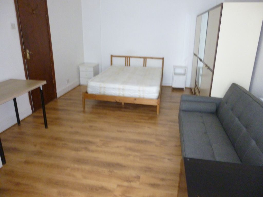 Property photo 3 of 4 Gallery