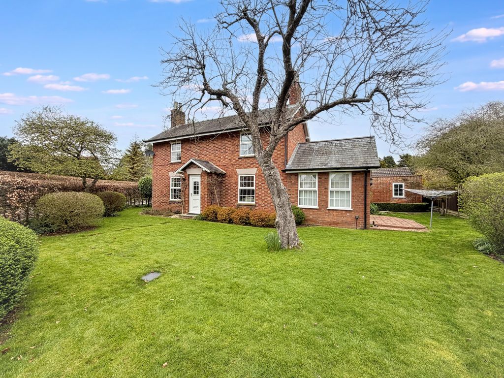 Property photo 1 of 24