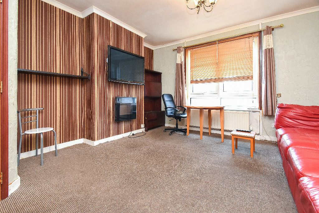 Property photo 2 of 14 4746712