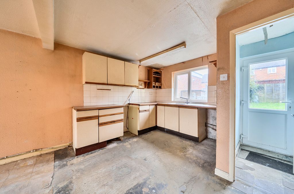 Property photo 3 of 12 1439159469ce938Be83Ad