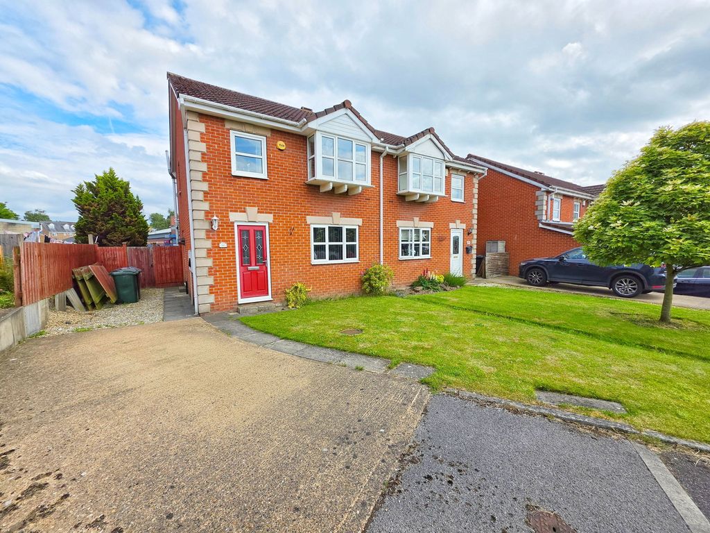 Property photo 1 of 15