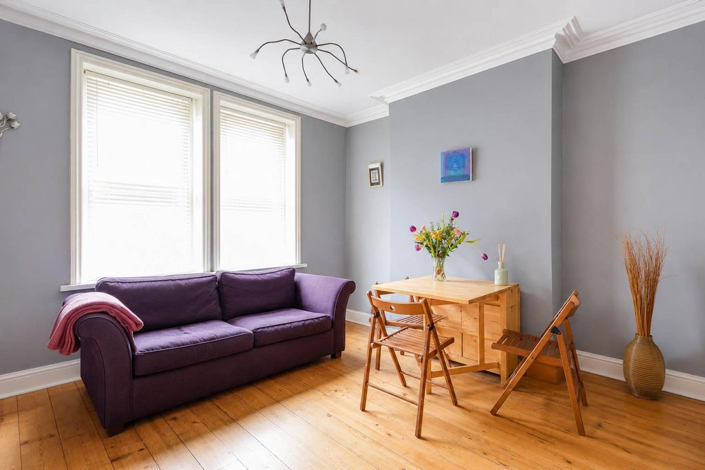 Property photo 2 of 10 High Street New .Jpg