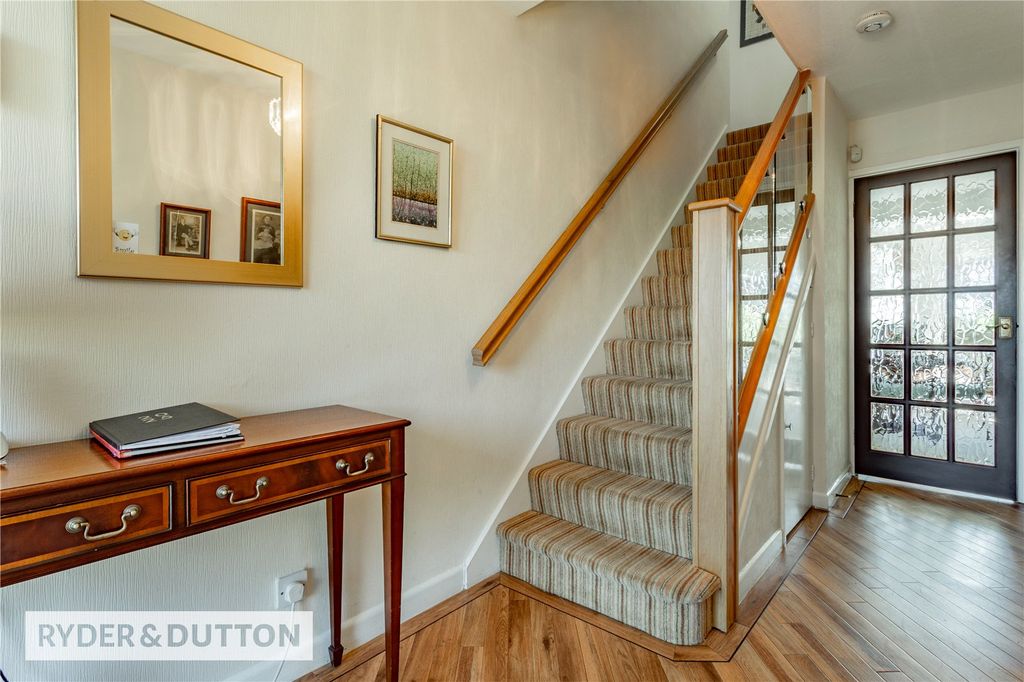 Property photo 2 of 23 Picture No. 35