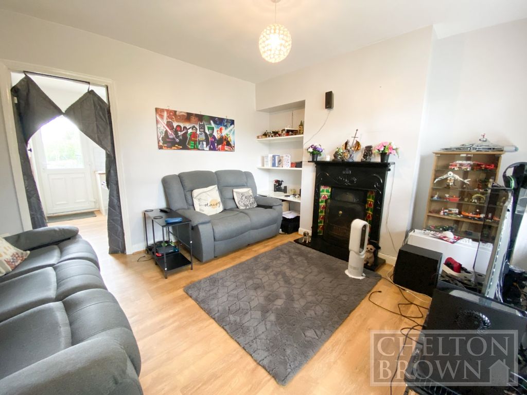 Property photo 2 of 24 Lounge