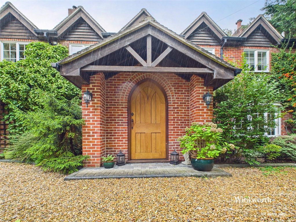 Property photo 2 of 44 Picture No. 85