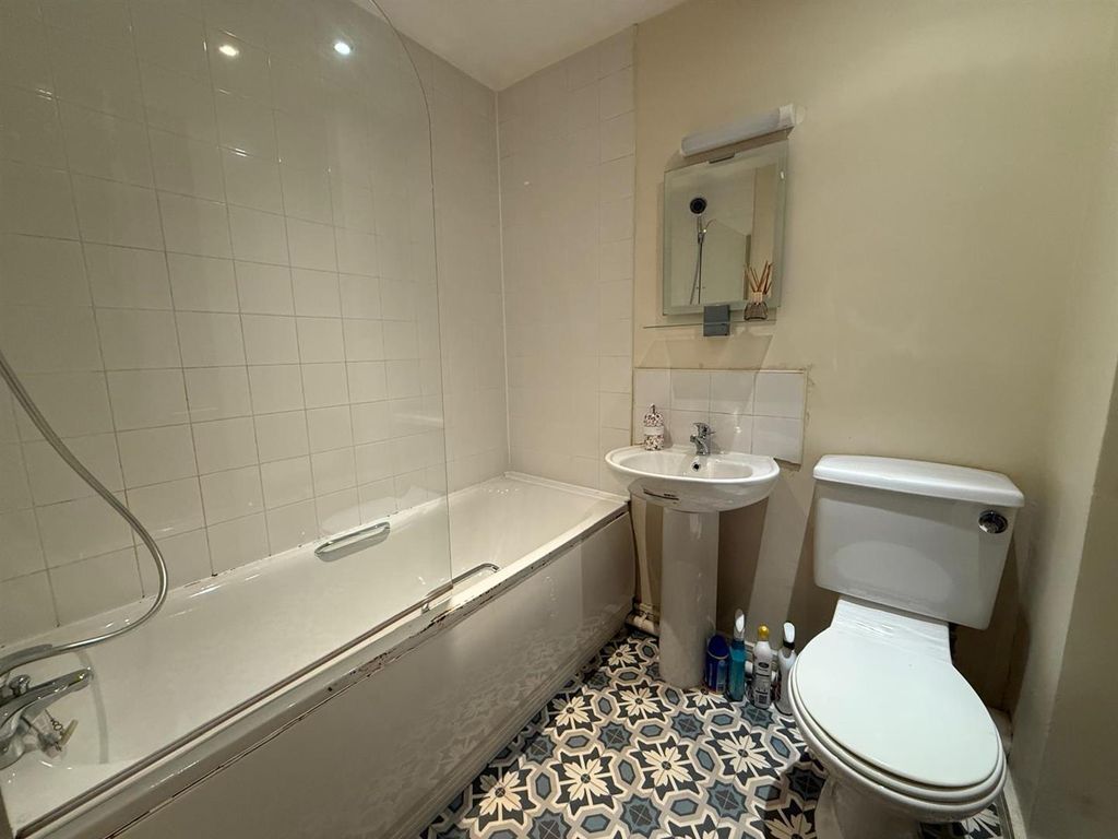 Property photo 1 of 8 Img-20251023-Wa0005.Jpg