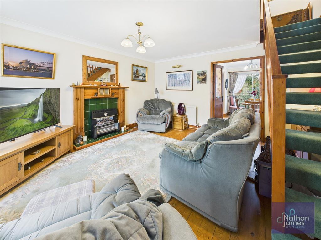 Property photo 3 of 14 Living Room