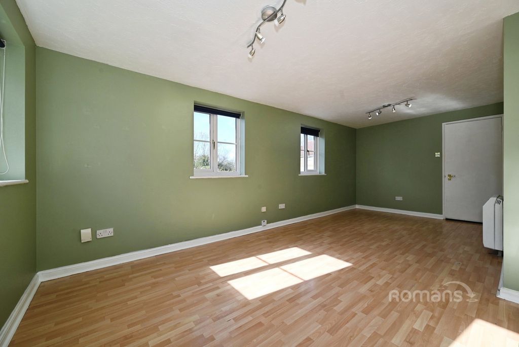 Property photo 3 of 14 Pbox-Img.Jpg