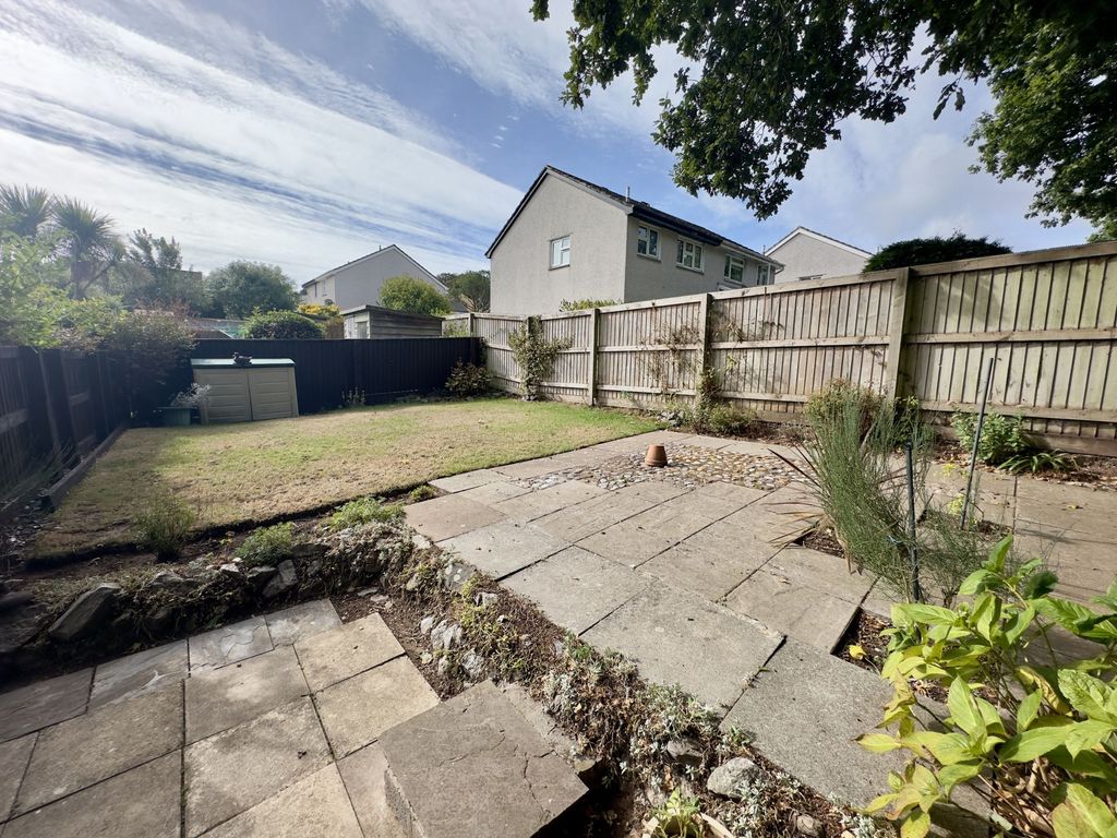 Property photo 2 of 14 Photo 13