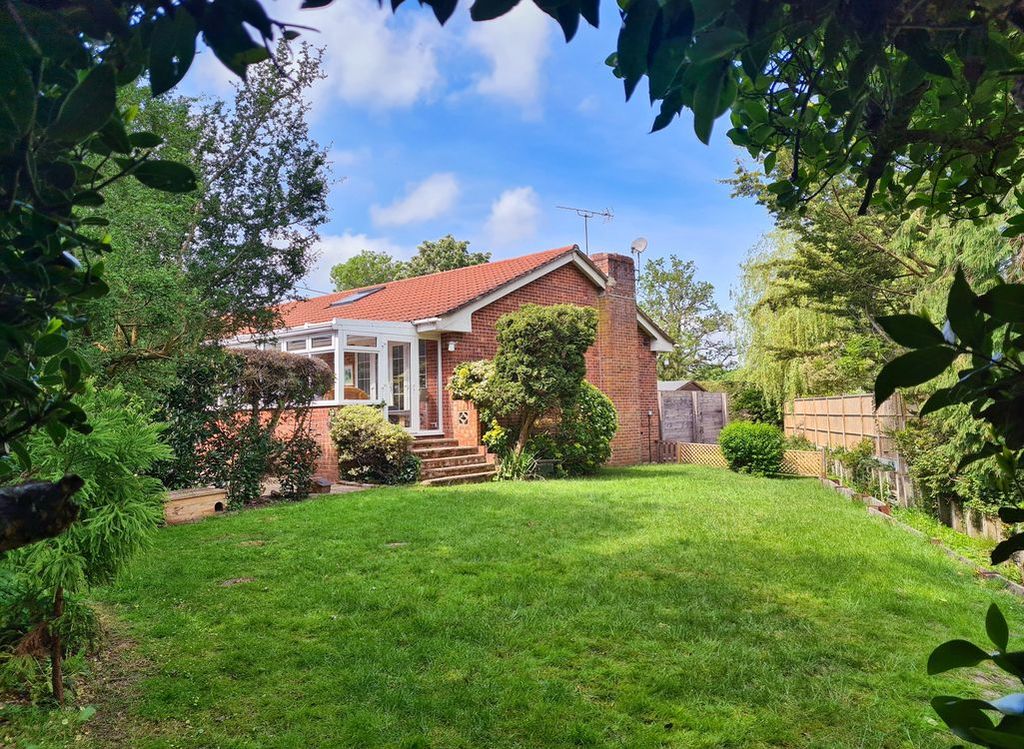Property photo 3 of 35