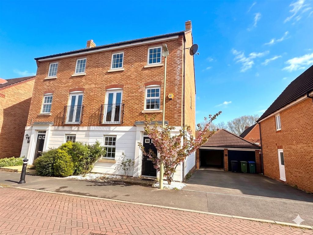 Property photo 1 of 19 Front.Jpg