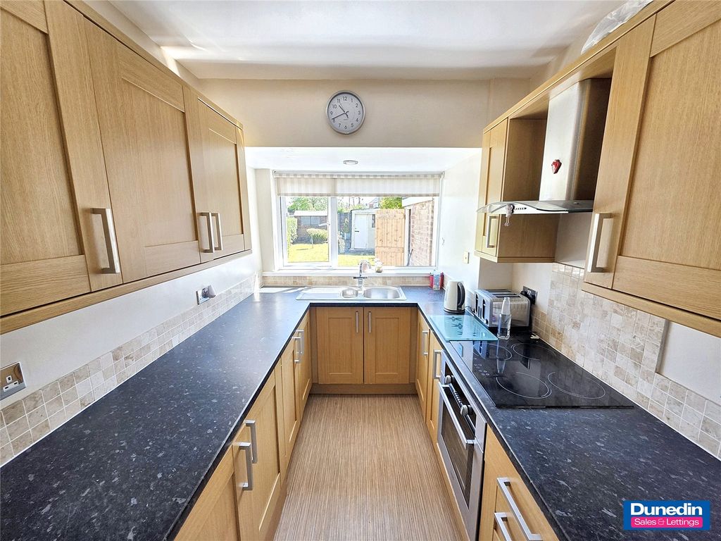 Property photo 2 of 10 Picture No. 02