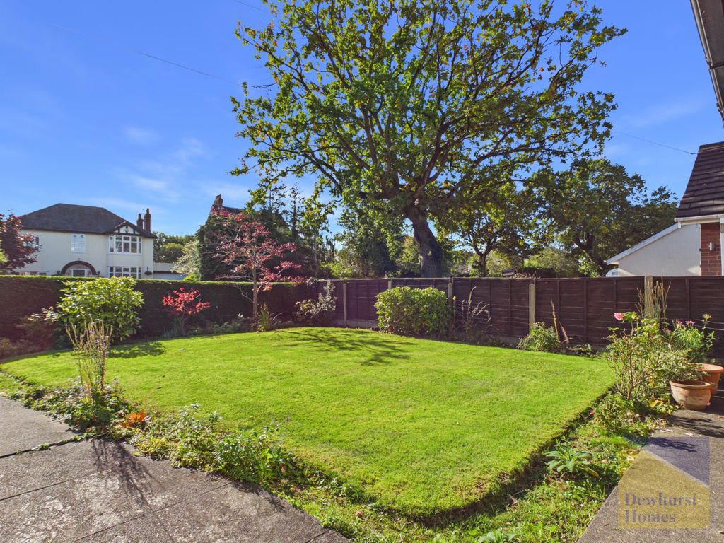 Property photo 2 of 27