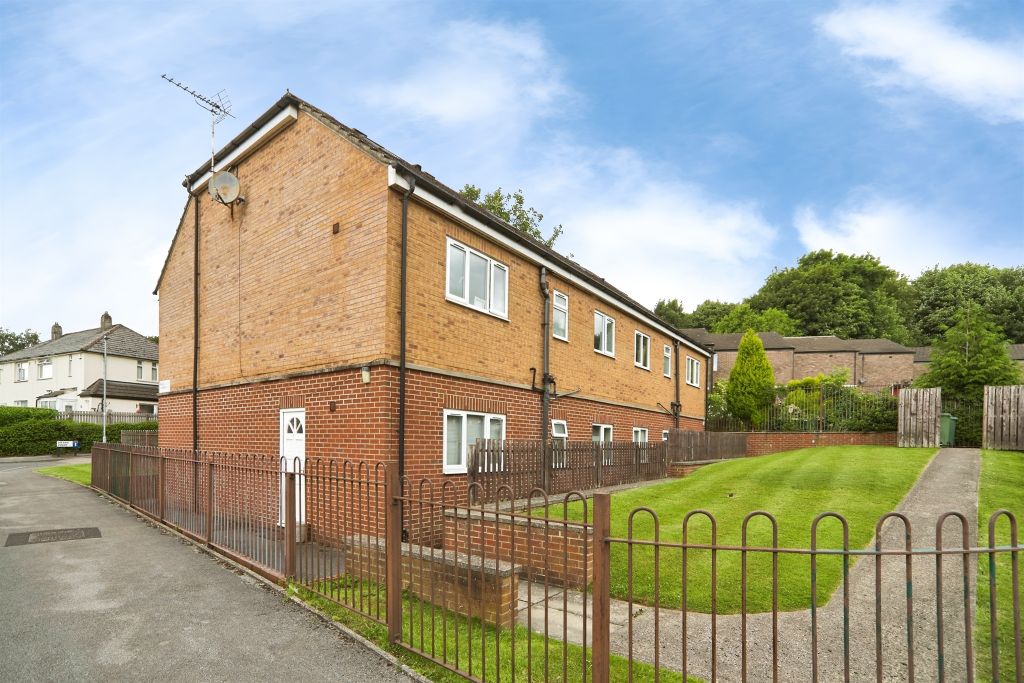 Property photo 1 of 11