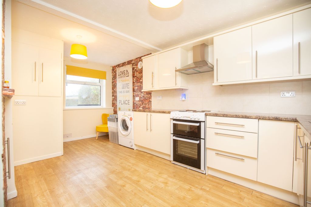 Property photo 3 of 13 Mw-10650