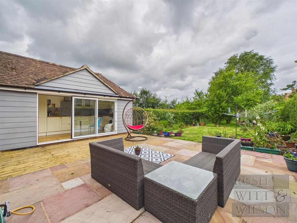 Property photo 2 of 35