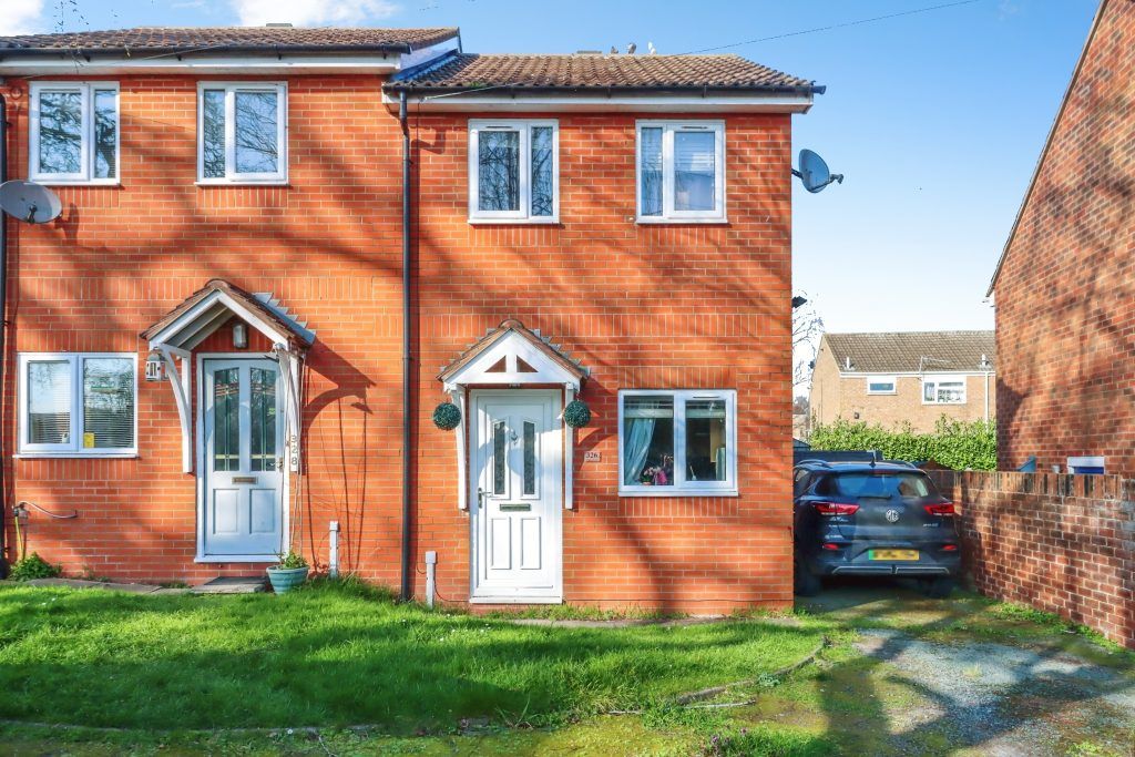 Property photo 2 of 12