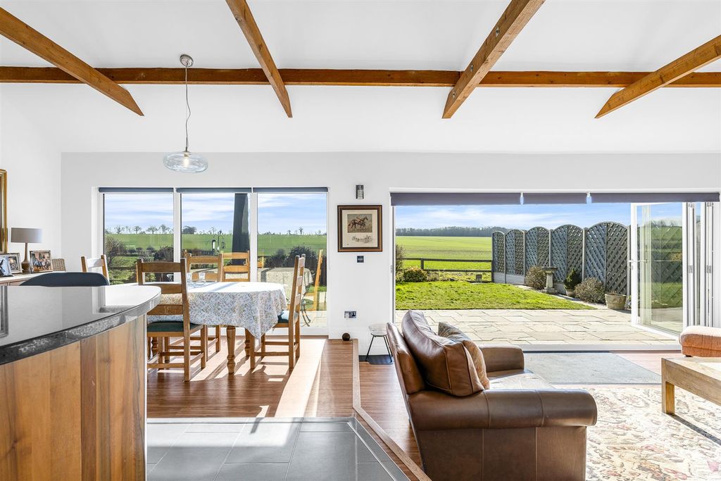 Property photo 2 of 25 Internal-28.Jpg