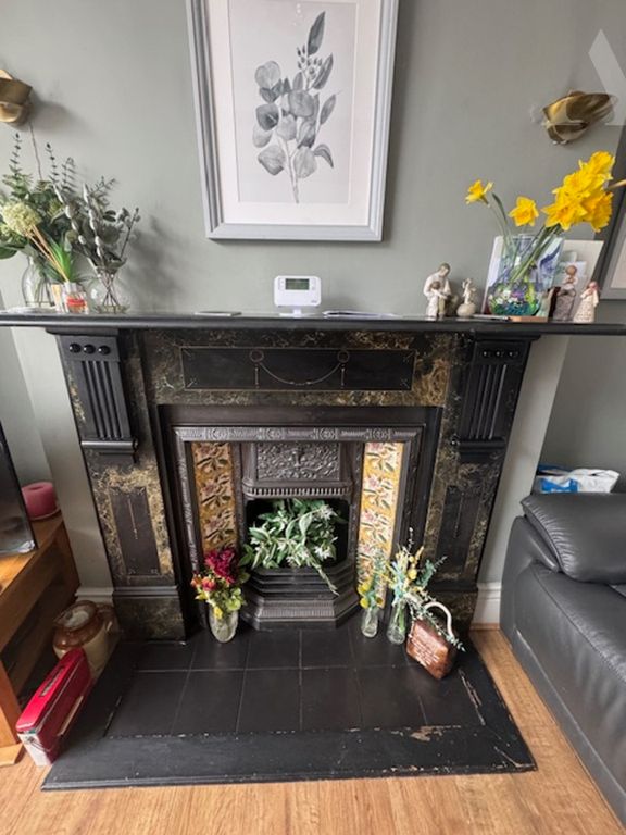 Property photo 3 of 23 28 Vicarage Road Feature Fireplace.Jpeg