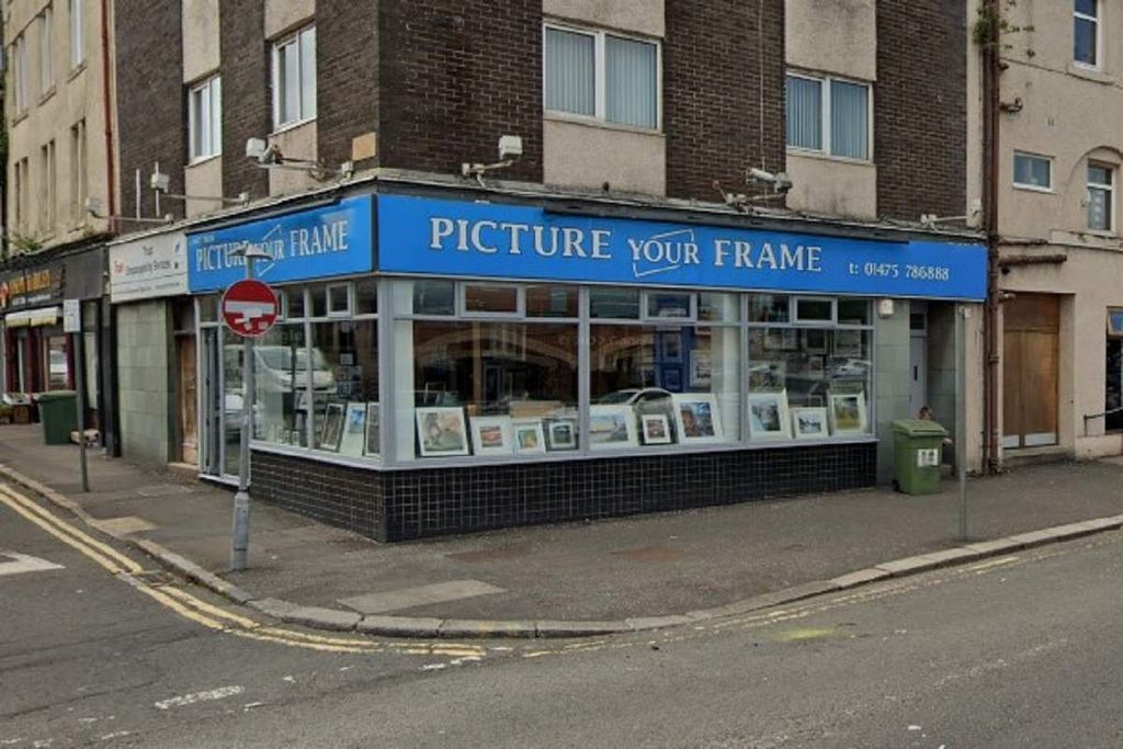 Property photo 1 of 7