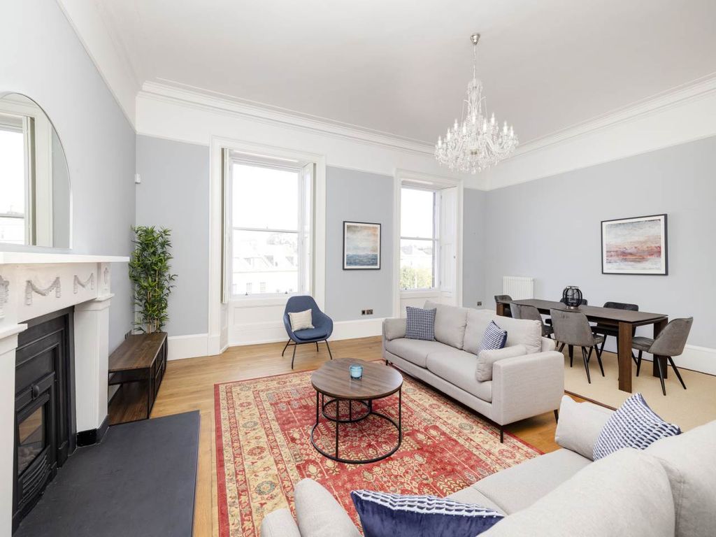 Property photo 1 of 20 Atholl Crescent 21-2_026