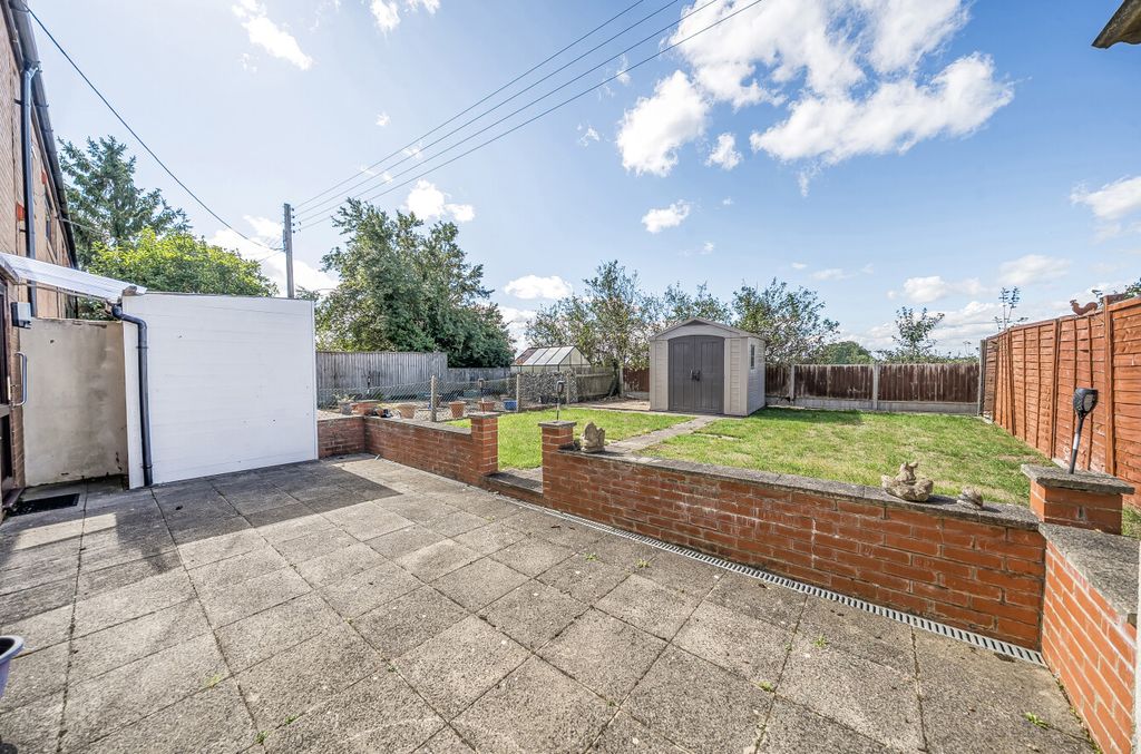 Property photo 2 of 13 1349401-35-68Bf02...