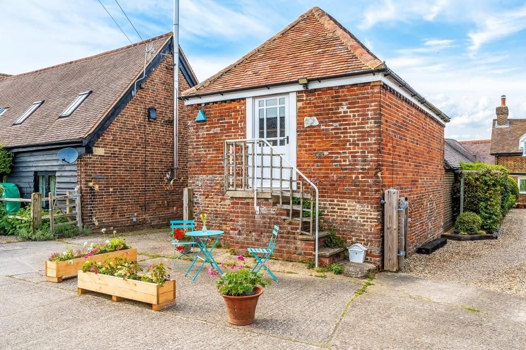 Property photo 1 of 13 The-Wendy-House-13.Jpg