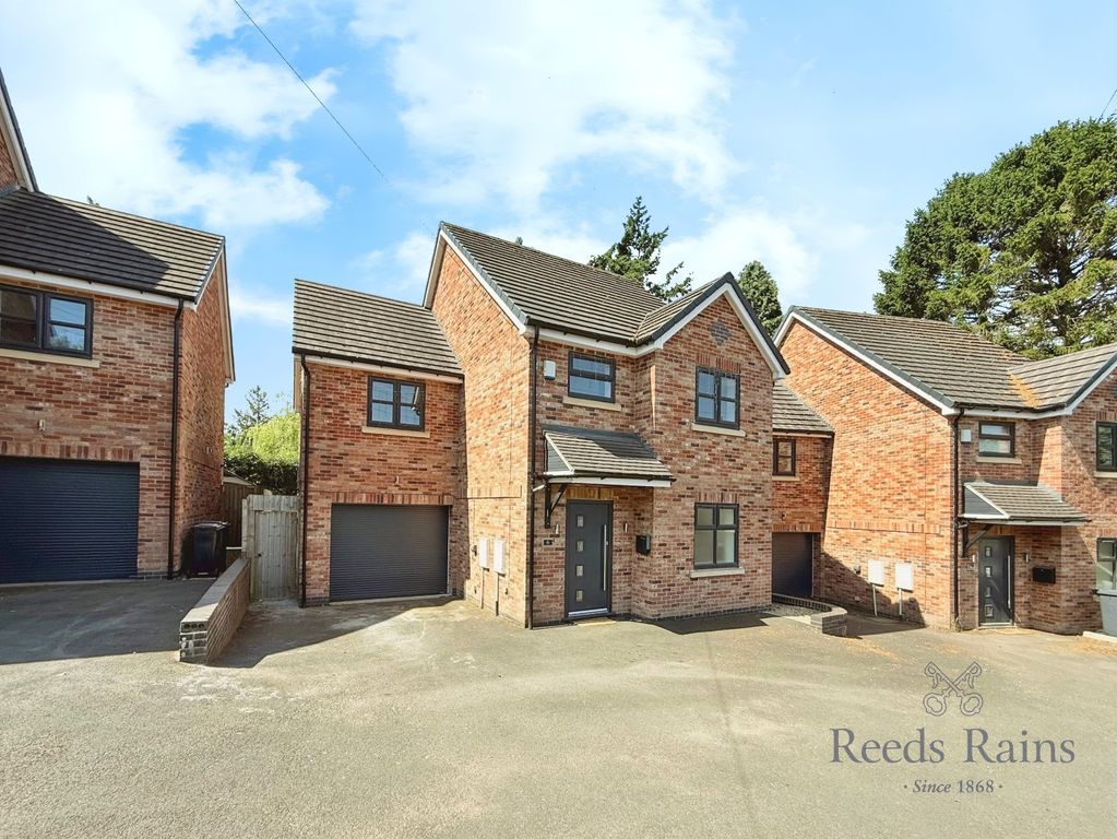 Property photo 1 of 36 Picture No. 06