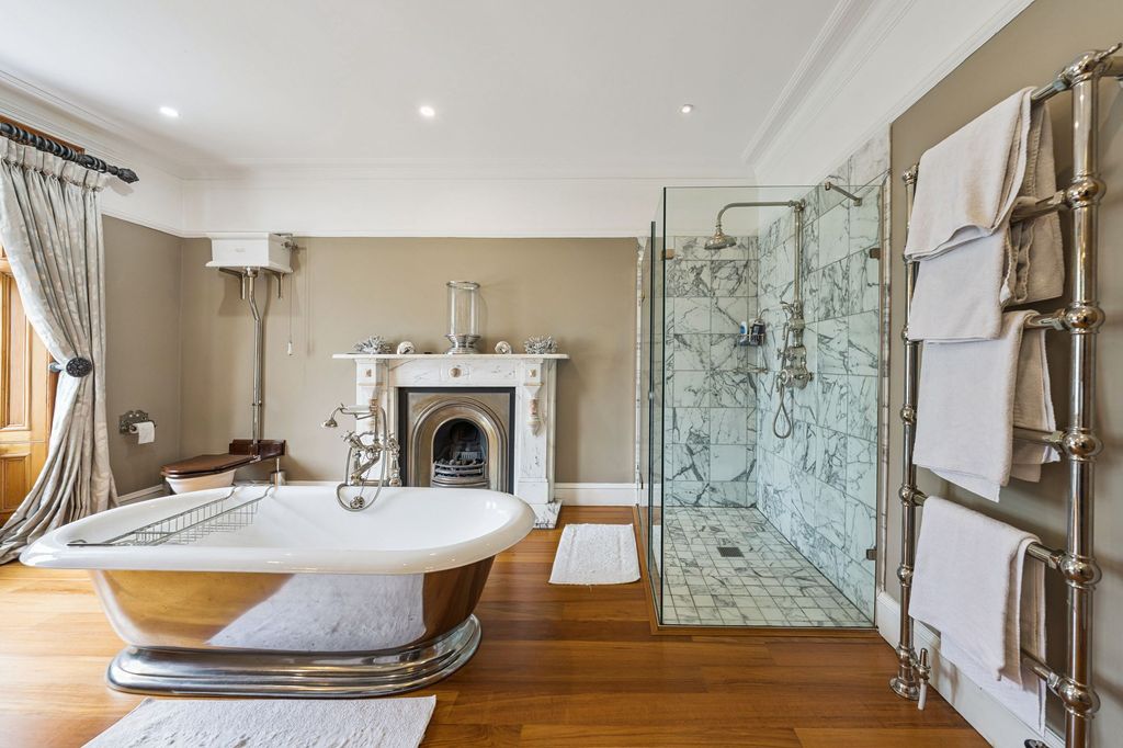 Additional image 22 of 5 bed town house for saleKings Gate, 33 Victoria Crescent Road, Dowanhill, Glasgow G12