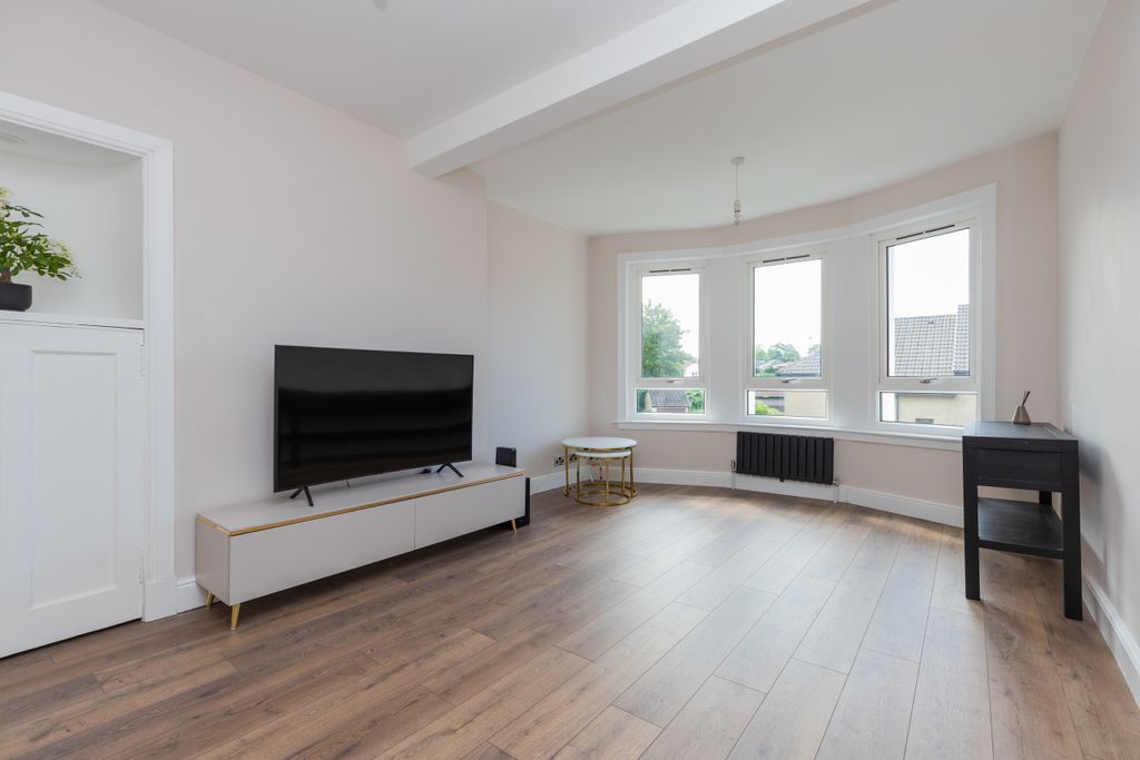 Property photo 2 of 18 3 Park Avenue Elderlslie Pa5 9Ha-23