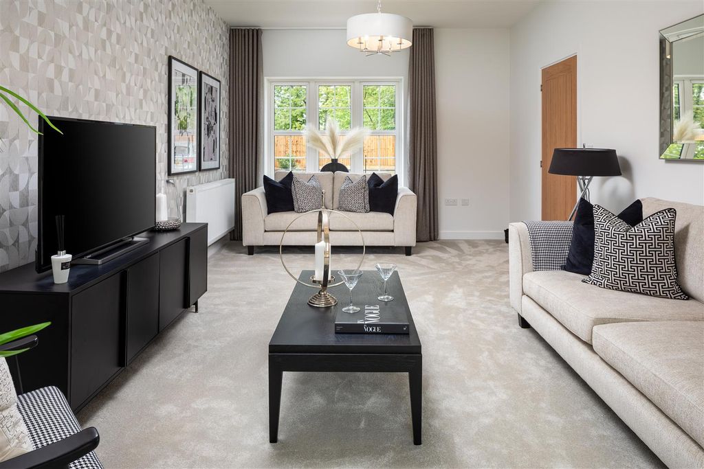 Property photo 3 of 7 Living Room