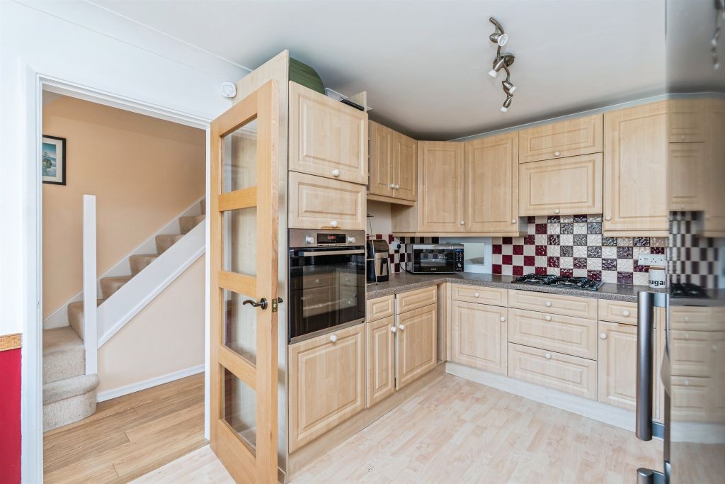 Property photo 2 of 19