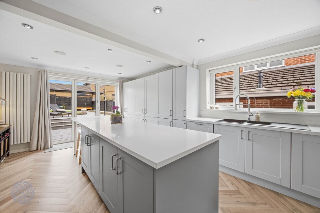 Property photo 3 of 39 Picture No. 39